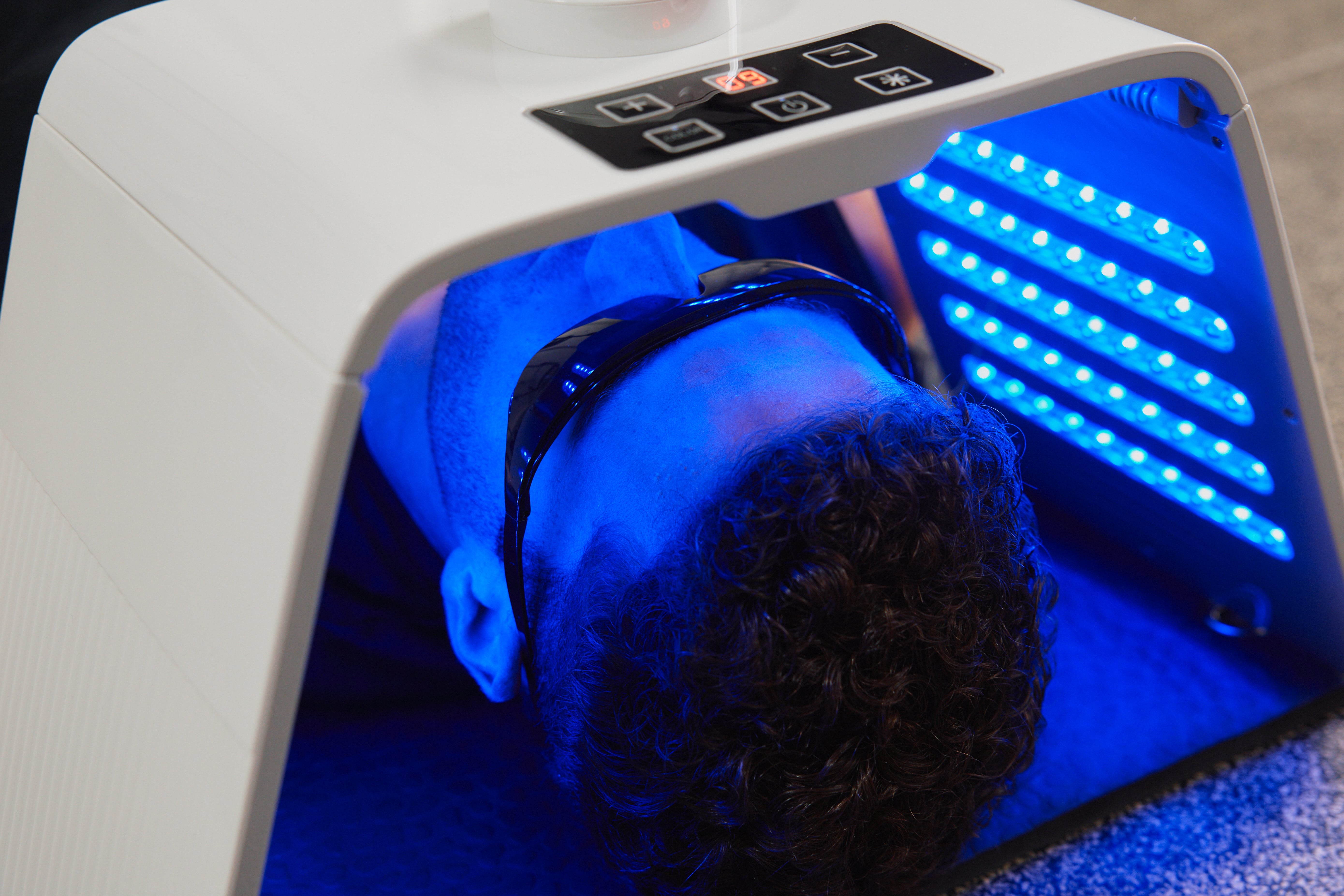 Emora LED Light Therapy Machine